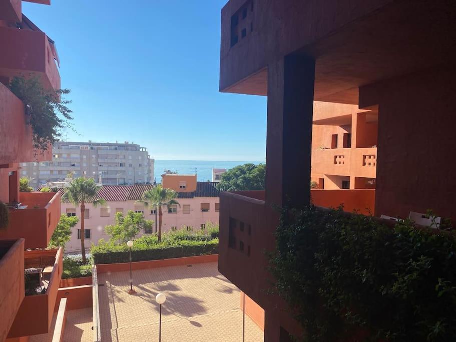 Central Estepona 3 Bed Apt With Pool And Parking Zewnętrze zdjęcie