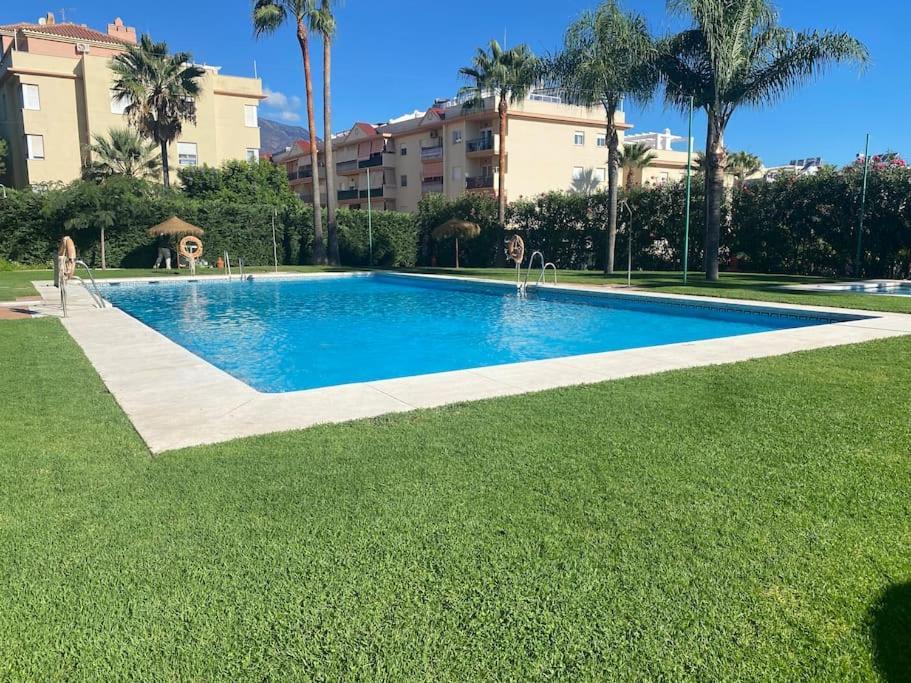 Central Estepona 3 Bed Apt With Pool And Parking Zewnętrze zdjęcie