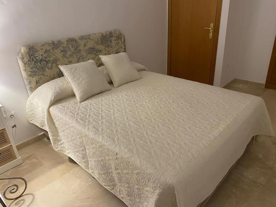 Central Estepona 3 Bed Apt With Pool And Parking Zewnętrze zdjęcie
