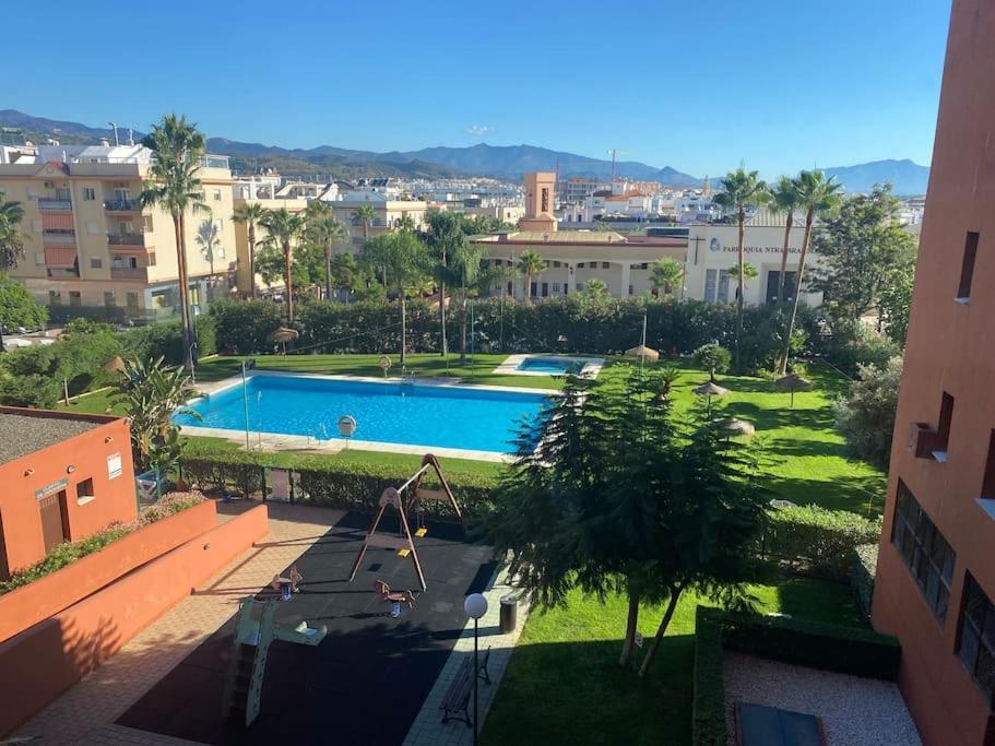 Central Estepona 3 Bed Apt With Pool And Parking Zewnętrze zdjęcie