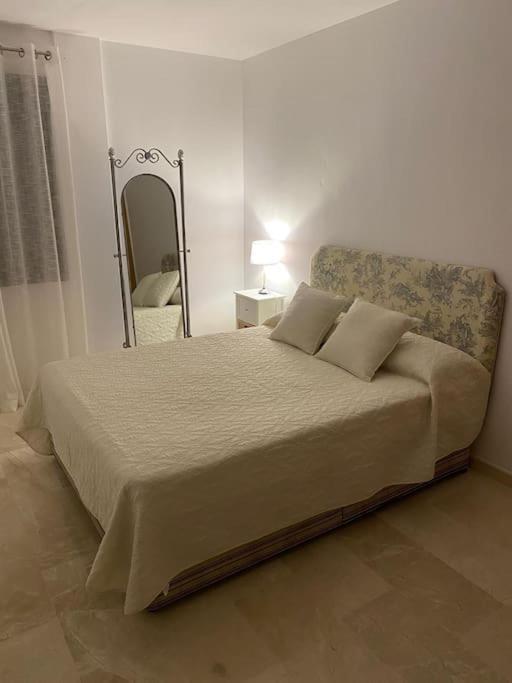 Central Estepona 3 Bed Apt With Pool And Parking Zewnętrze zdjęcie